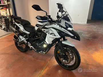 Moto Benelli TRK 502 x