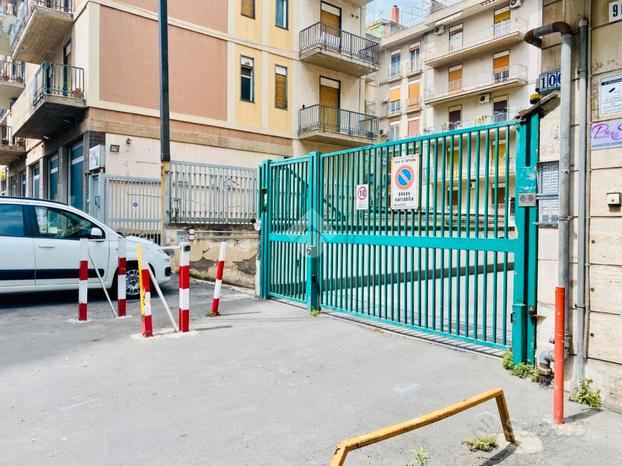 RAPISARDI-Box 25mq con comodo soppalco