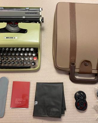 Olivetti Lettera 22 prima serie bicolore