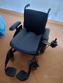 sedia a rotelle elettrica 