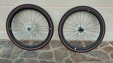 cerchi fulcrum soniq Al con Pirelli S e pacco 1051