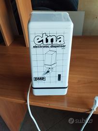 Dispenser elettronico sapone