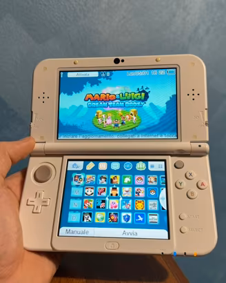 New Nintendo 3DS XL Bianco - NUOVO (45+ Giochi)