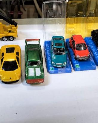 MODELLINI AUTO 1:72 NUOVI