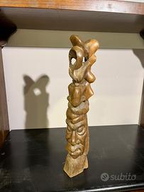 Scultura in legno intagliato stile etnico africano