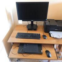 Cameretta a ponte, scrivania.