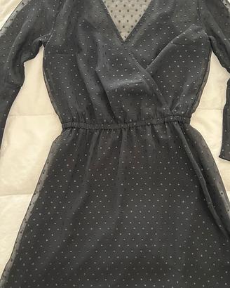 Vestitino nero con trasparenze