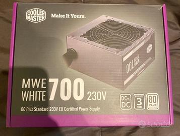 Alimentatore Cooler Master 700w