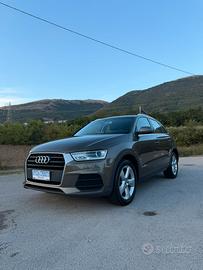 AUDI Q3 2.0 TDI BUSINESS