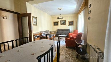 Appartamento e garage in zona Panagia