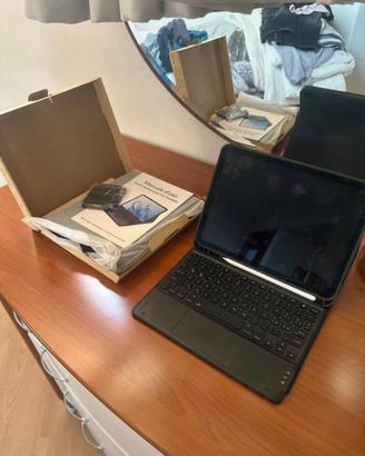 Custodia ipad con tastiera 11 pollici
