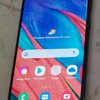 Samsung smartfone A40