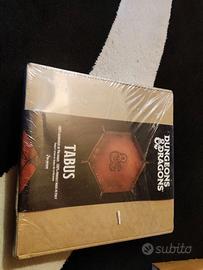 Lanciadadi cuoio borchiato Dungeons & Dragons