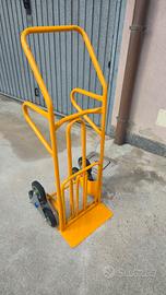 carrello portapacchi tré ruote saliscendi scale 