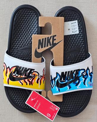 ciabatte Nike Benassi JDI Unisex white/black tagl
