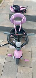 triciclo con manico per bambini