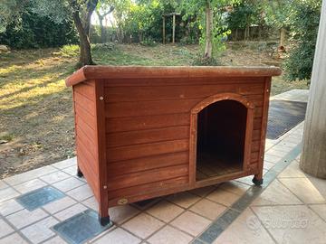 Cuccia  per cane legno