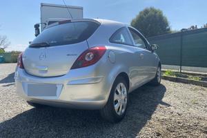 Opel corsa 1.3 eco flex