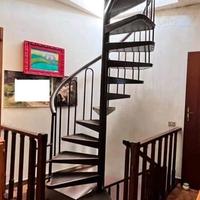 scala in legno e ferro