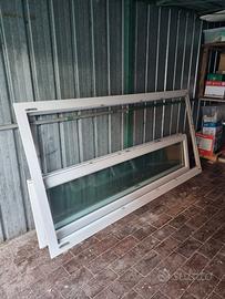 infissi in pvc  di varie misure con vetro camera