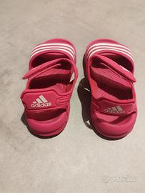 Sandali Adidas fuxia N°26