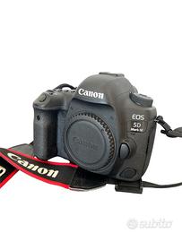Canon EOS 5D Mark IV
