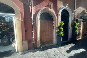 Centro storico - locale ad uso deposito