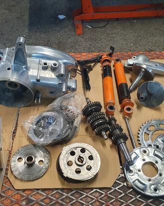 Lotto ricambi-Benelli-Leoncino 125