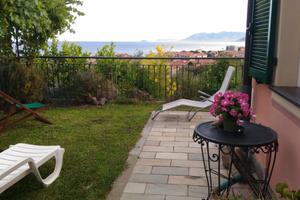 BORGIO VEREZZI Bilocale uso vacanza