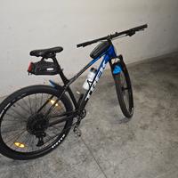 TREK MARLIN 8 2022 29" XL