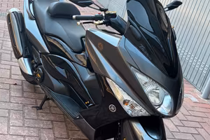 Yamaha T Max 2011