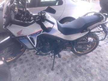 Honda Transalp 750