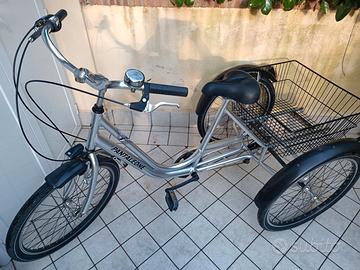 Triciclo grigio Panteleone - 24" - come nuovo