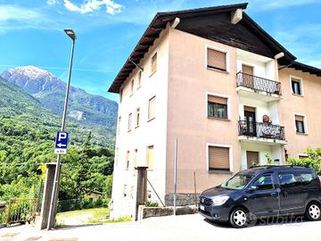 CHAMBAVE Piazza Roncas