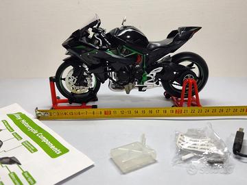 Kawasaki Ninja H2R 1:9 lega metallo 24cm