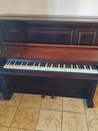 pianoforte in legno 