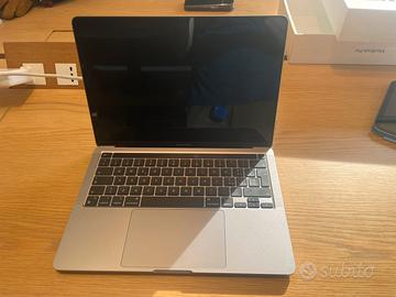 MacBook Pro da 13" con chip Apple M2