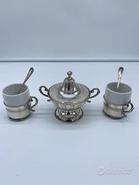 2 tazzine da caffe' su base argento