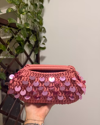 Borsa a mano all’uncinetto