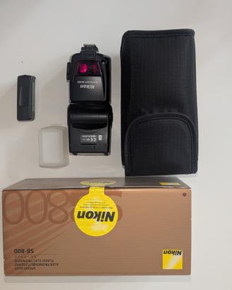 Nikon SB-800 con accessori