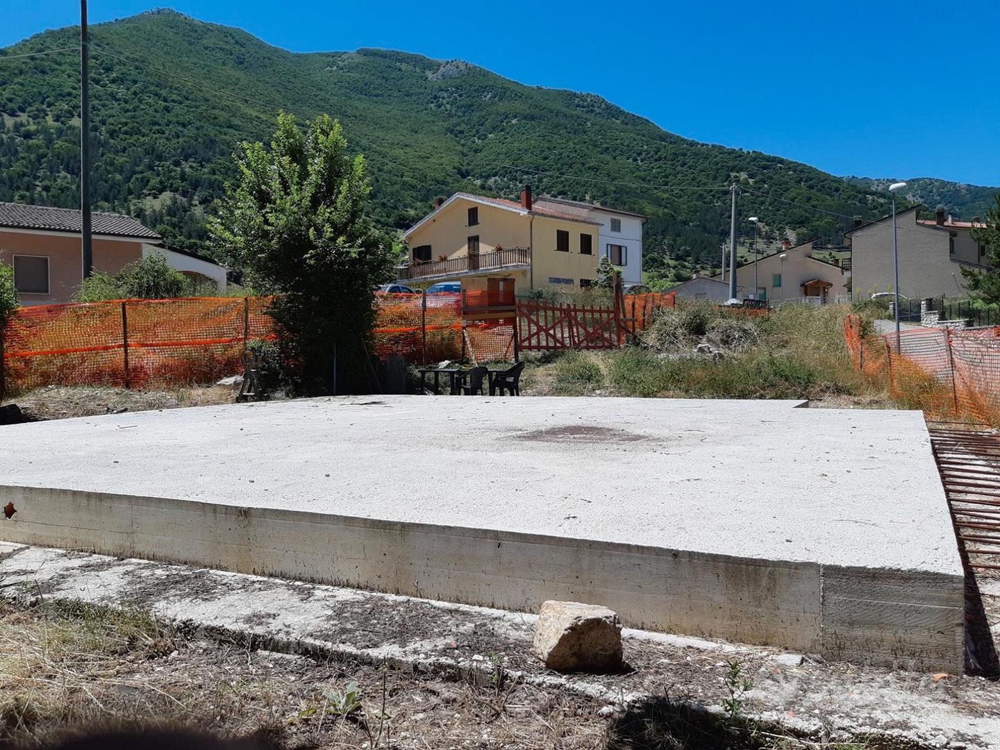 Terreno edificabile con progetto approvato - Altro