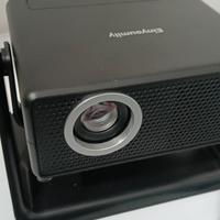 Proiettore 4k 2000 lmn