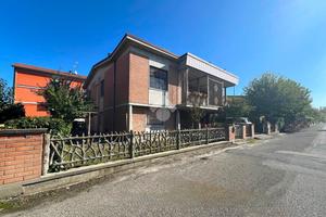 CASA INDIPENDENTE A CAVEZZO