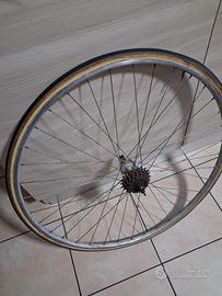 ruota 26 con copertone tubless