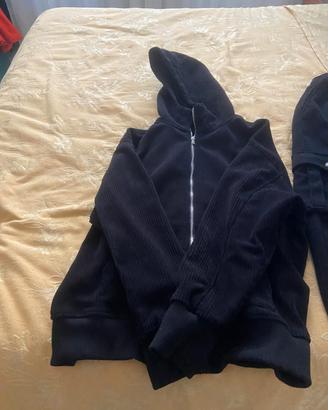 Completo felpa e pantaloni 