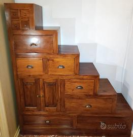 Mobile scaletta in legno
