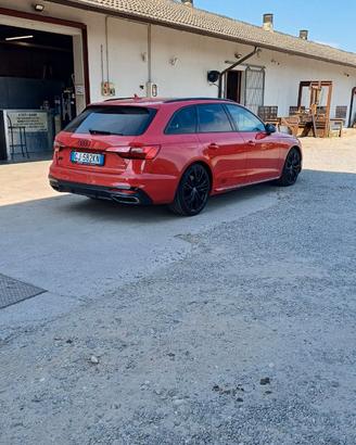 Audi a4 45 tfsi quattro 330cv