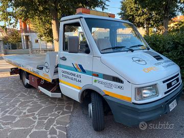 Iveco Daily carro attrezzi 50 q.li