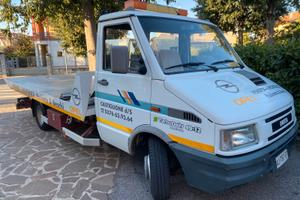 Iveco Daily carro attrezzi 50 q.li