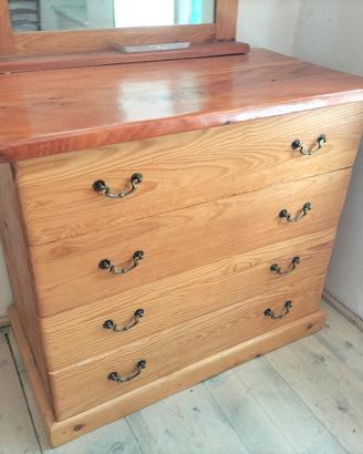 madia in legno